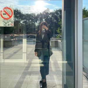 Meet your Posher, Elena